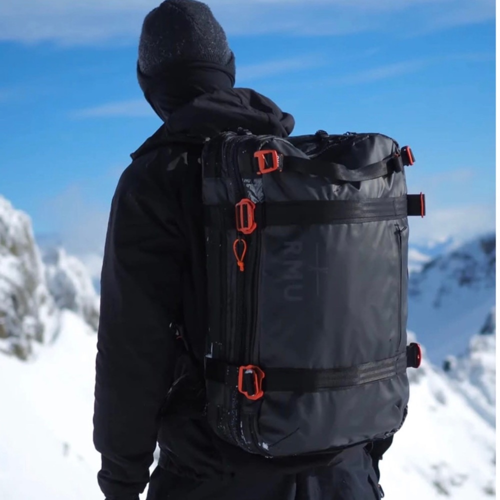 RMU mountain briefcase